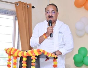 मंत्री दिनेश प्रताप सिंह